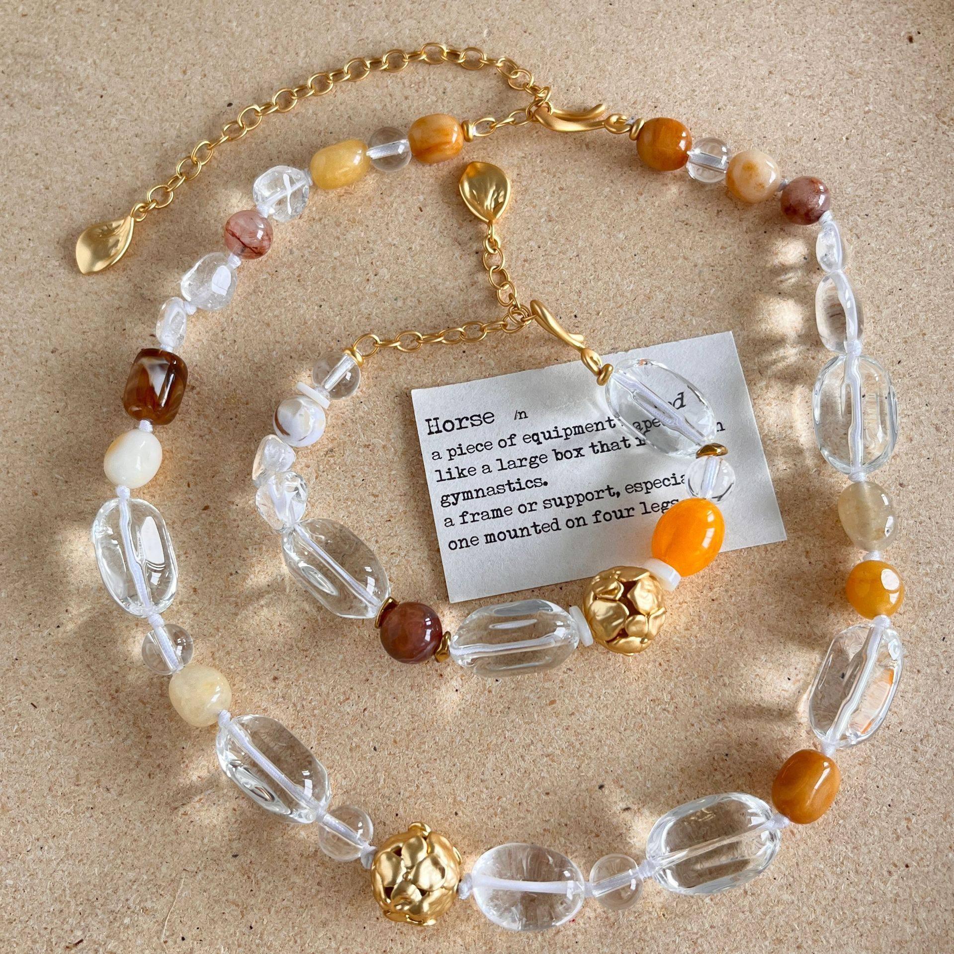 Mon's New Autumn and Winter Product, Yingxia Hydrangea Beaded Necklace for Women, High-End Natural White Crystal Large Bulb Clavicle Chain