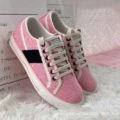 Embroidery powder