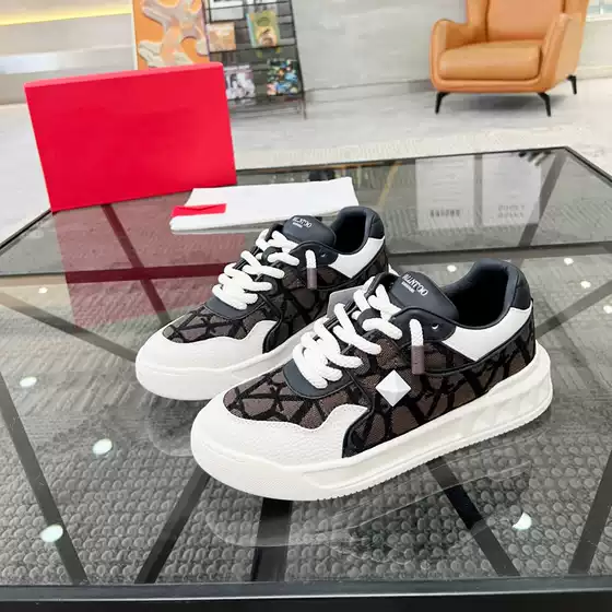2023 Men's Sneakers Genuine Leather Lace-Up Printed Platform Sole Studded Shoes Fashionable Breathable Casual Shoes Summer New Style