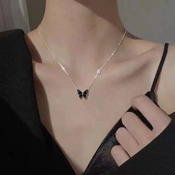 New Style Warm-sensitive Color-changing Butterfly Necklace Female Niche Design Sense Butterfly Pendant Elegant Light Luxury All-match Female Clavicle Chain