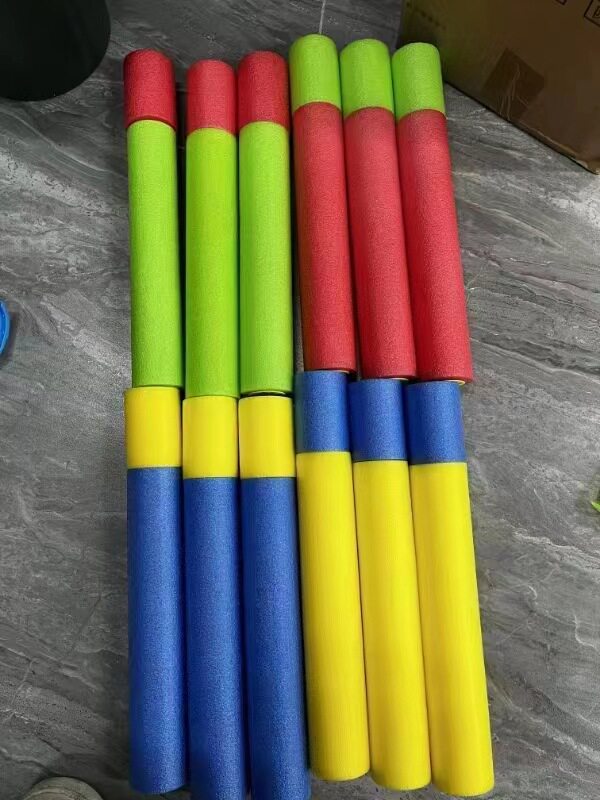 定制跨境亚马逊玩具直筒泡沫EVA材质夏日沙滩戏水抽拉式水炮水枪