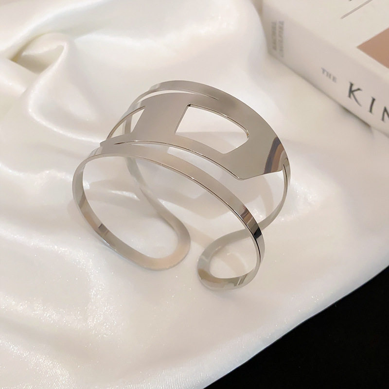 欧美跨境简约时尚手镯臂环小众冷淡风气质手环高级感百搭手饰批发