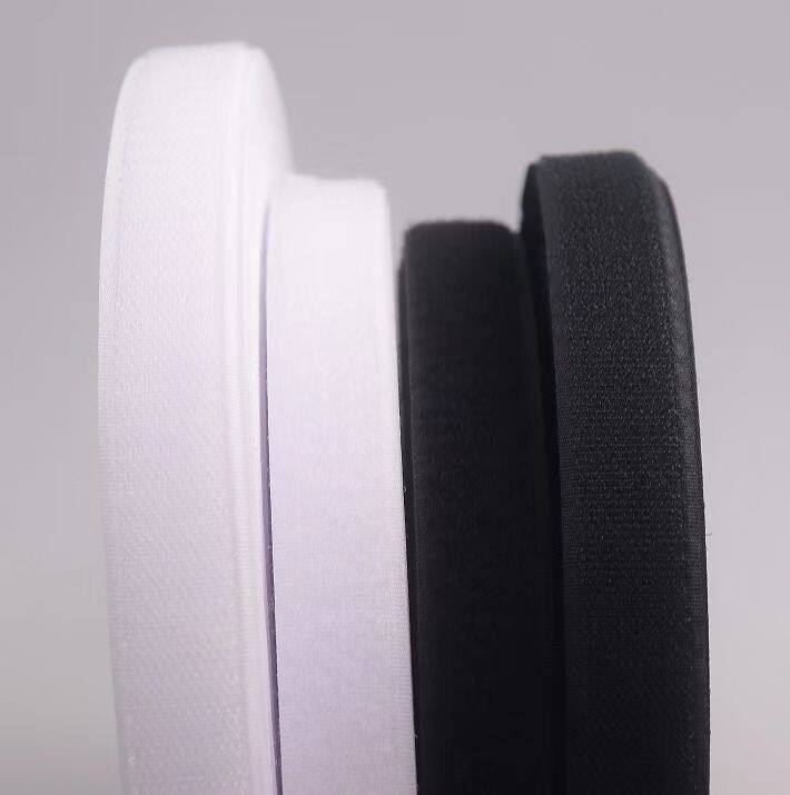 Black and white Velcro in stock color wholesale double-sided hook polyester Velcro accessories clothing bags hook wool one