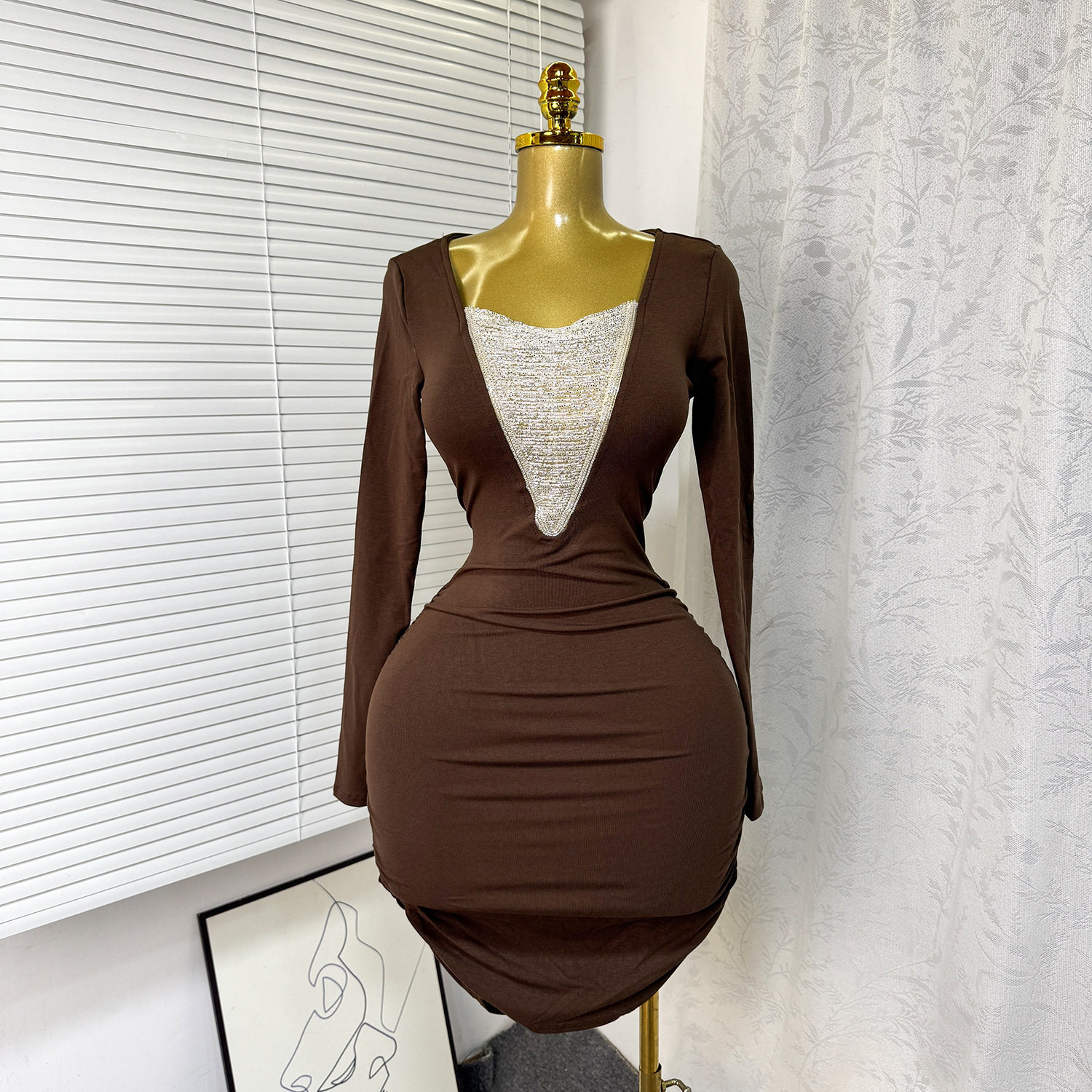 V Neck Long Sleeve Bodycon Dress Chain Bead Detail Stretch Fabric Slim Fit Spring and Autumn Fashion Wholesale