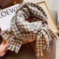 Houndstooth-grey