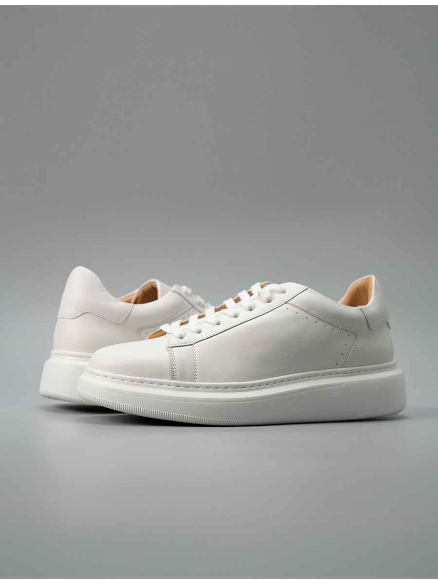 Giày sneaker nam tối giản da bò đế dày, giày trắng đa năng phong cách công sở — Màu trắng