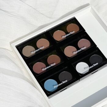 Phantom bear double color eye shadow plate matte fine flash pearl powder fine small milk blue earth color wholesale eye shadow