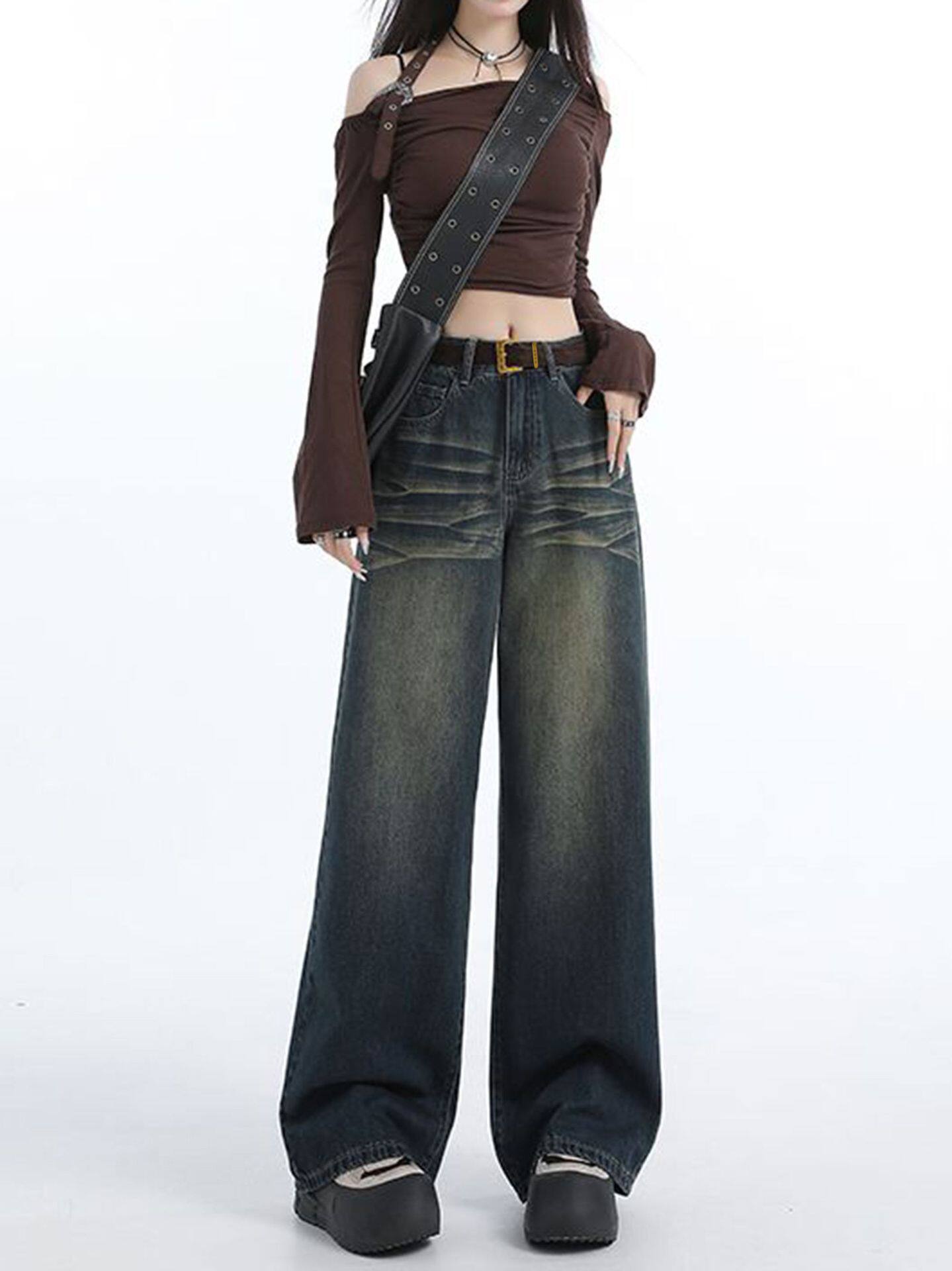 Vintage Style Wide Leg Jeans for Women Retro Fashion Casual Fit High Waist Denim Fabric Perfect for Everyday Wear