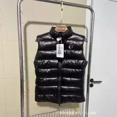 M's 2025 New Winter Style Sleeveless Stand-Up Collar, Light and Warm, Same-Style Vest for Men and Women, Short Vest