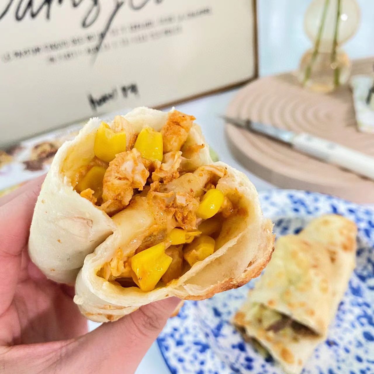 Baiqixuan cheese beef roll baiqixuan secret chicken roll breakfast air fryer semi-finished products