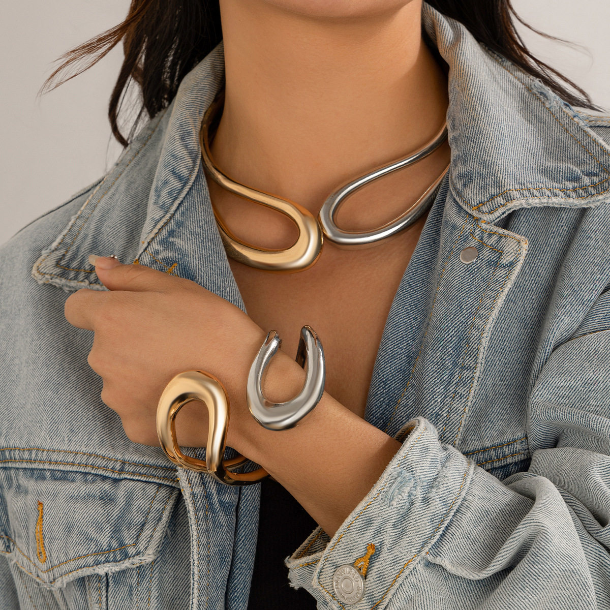 exaggerated glossy ring metal style choker necklace retro hollow irregular spring collar for women