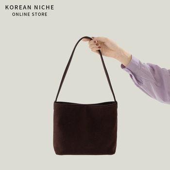 Korean Style Winter New Lazy Style Bucket Bag for Women Suede Material Fashionable Retro Versatile Portable Shoulder Bag