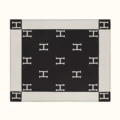 Black and white blanket (750g)