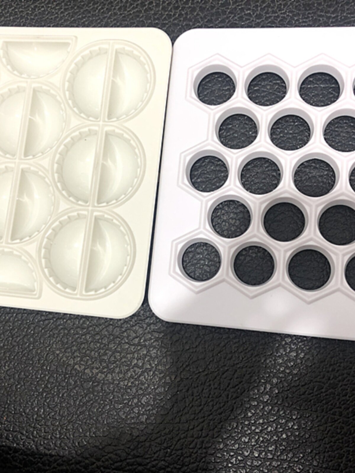 New Creative Crescent-Shaped Dumpling Speeder, Dumpling Maker, Dumpling Mold, Dumpling Artifact, Can Make 18 Dumplings at a Time