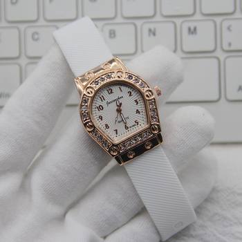 Cross-border Hot Selling Creative Irregular Dial Digital Watch Women's Fashionable Silicone Strap Quartz Watch Student Watch