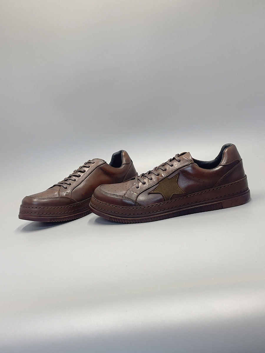 Giày sneaker da bò nam màu trơn cổ điển đơn giản — Màu đen, Màu cà phê