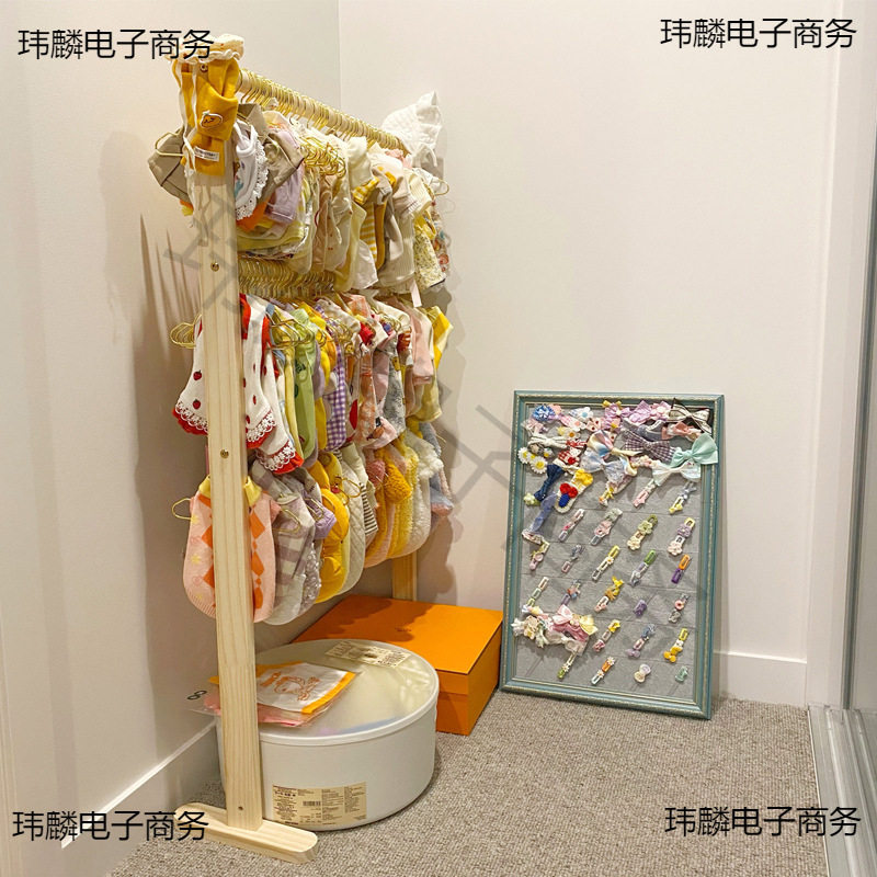 Pet Clothes Hanger Solid Wood Clothes Hanger Bedroom Floor-Standing Pet Wardrobe Indoor Kitten Storage Clothes Dog