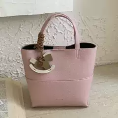 Fashionable Retro Small Shoulder Bag for Women 2026 Spring New Style Simple and Stylish Crossbody Bag Handbag Bucket Bag Small Tote Bag