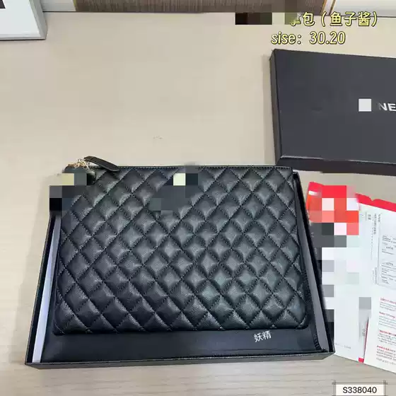 Classic Quilted Zipper Clutch Bag with Large Capacity for Storage, Luxury Fashion Elegant Women's Handbag