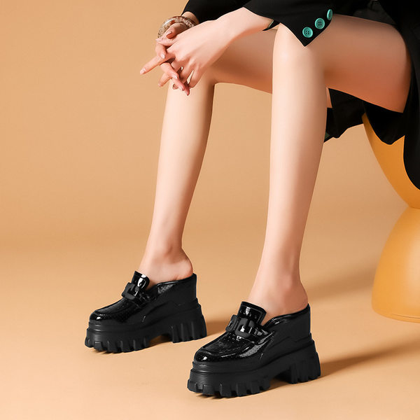 Dép Sục Nữ Tăng Chiều Cao Khoảng 12cm, Dáng Loafer Hở Gót, Đế Dày Màu Đen, Trắng Kem