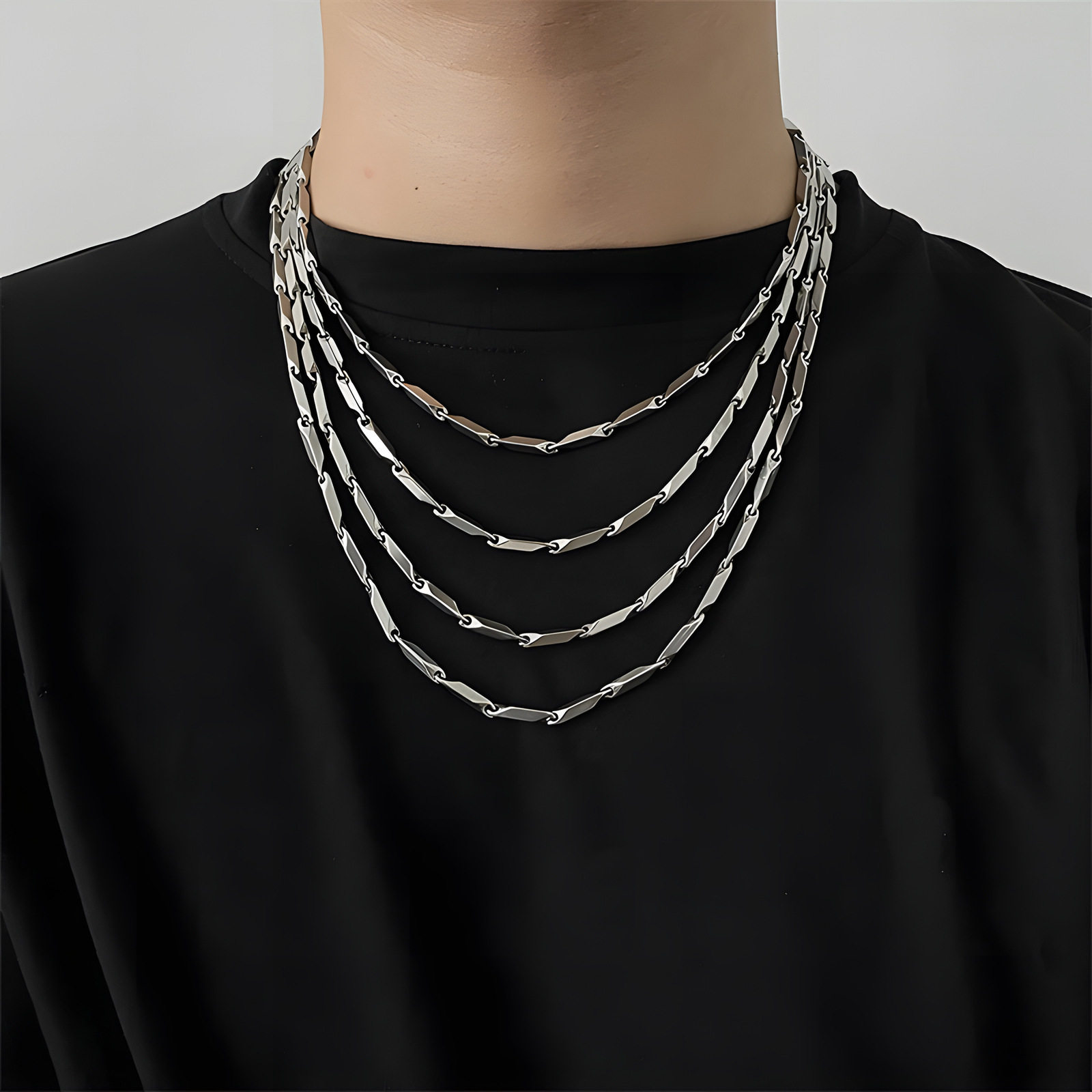 Mobius Simple Titanium Steel Necklace Rhombus Melon Seed Chain Hip-Hop Ins Style Niche Design Clavicle Chain Wholesale