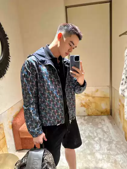 Correct 25FW Autumn New FF Fashion Men's Reversible Hooded Jacket, Vintage Logo Light Luxury Style Coat