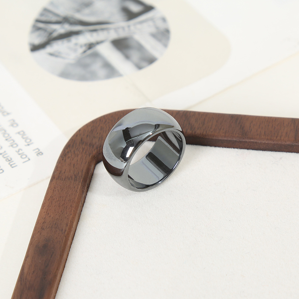 黑胆石戒指抛光对戒4T弧面戒指情侣简约饰品批发素圈指环配饰