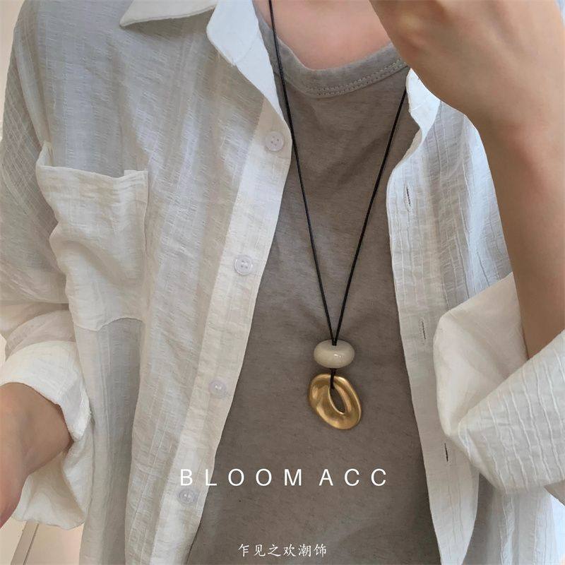 Korean Ins Simple Geometric Asymmetrical Pendant Long Necklace Women's Niche Elegant Versatile Adjustable Accessories Chain