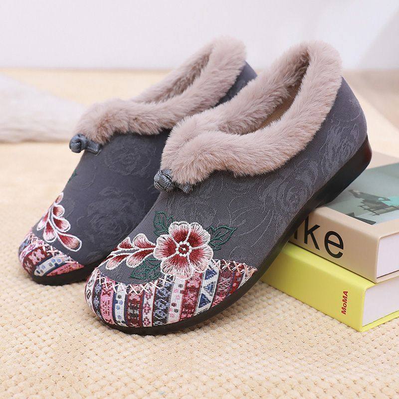 New Style Cotton Shoes Women's fleece-lined Thickened Middle-aged and Elderly Flat Embroidered Shoes Chinese Ethnic Style Slip-on Shoes for Mother Hanfu