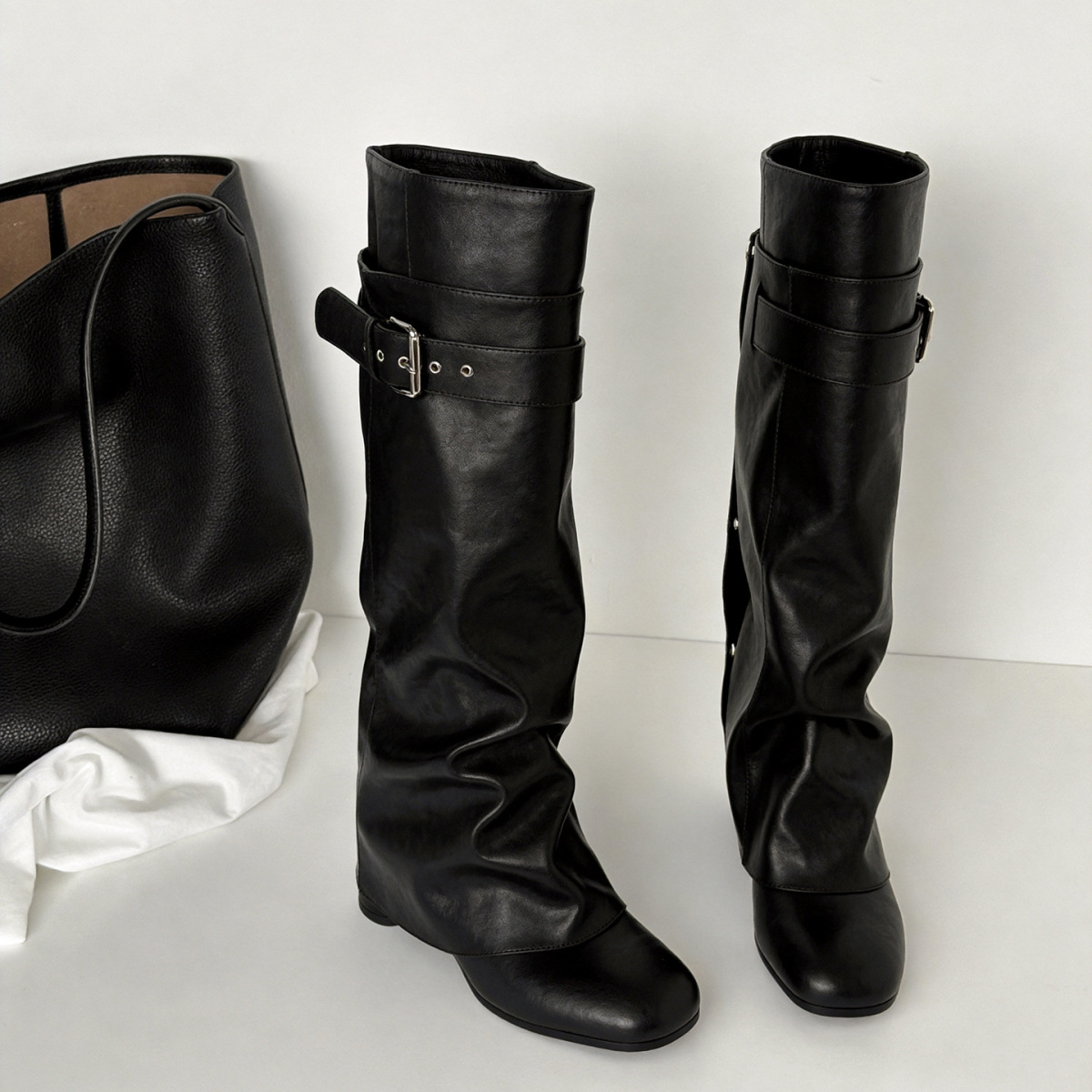 Boot nữ cổ cao gót thô 5.5cm, ống rời tháo được hai kiểu, khóa thắt lưng, mũi vuông — màu đen, Màu nâu đậm