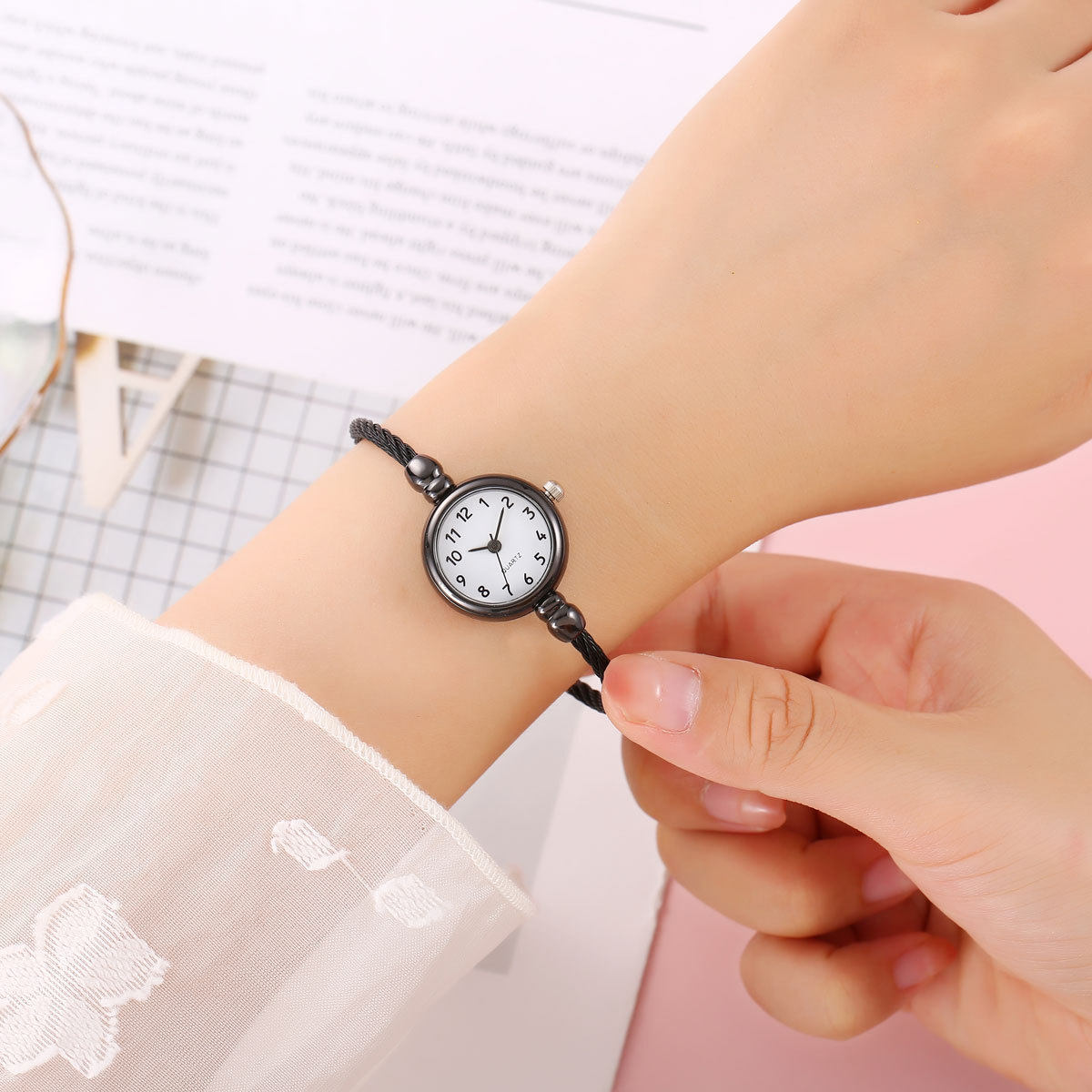休闲女表小清新手表学生韩版简约潮流ulzzang手链式女学生