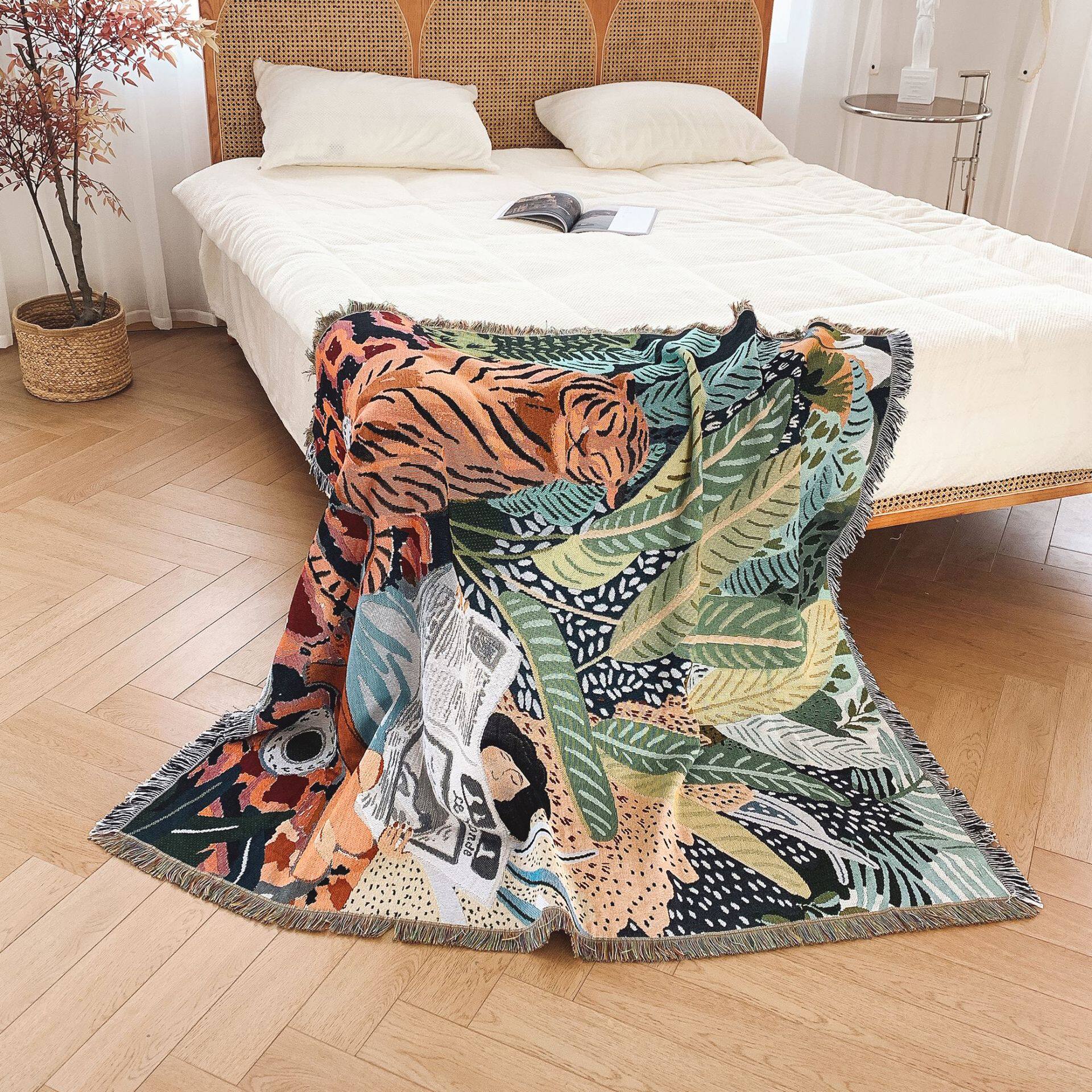 Outdoor camping blanket picnic blanket Ins-style multi-functional line blanket Bohemian blanket nap blanket sofa blanket cover blanket