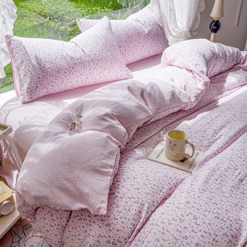 Class A small fresh color Zhu cotton four-piece set double-layer yarn small floral small Zhu cotton bed sheet quilt cover three-piece set bed hat
