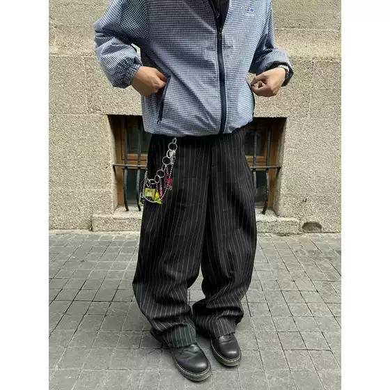 Minimalist new striped curved knife trousers with artistic temperament, popular ins, Japanese lazy Harajuku trend, versatile and fashionable