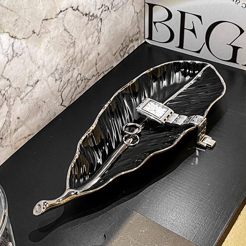 Creative Light Luxury Banana Leaf Ceramic Storage Tray Advanced Home Entrance Jewelry Key Electroplating Storage Tray Wholesale
