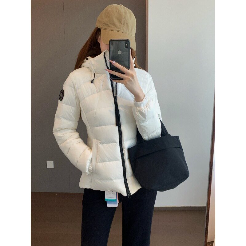 Samsung 90% Goose down Nylon Feather Light Fabric Matte Light and Textured Slightly Waisted Slim down Jacket