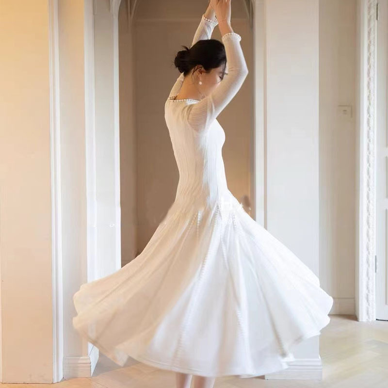 Đầm maxi nữ thắt eo cổ tròn không tay dáng suông — Trắng (không tay), Đen (không tay), Trắng (tay dài), Đen (tay dài) chi tiết 7