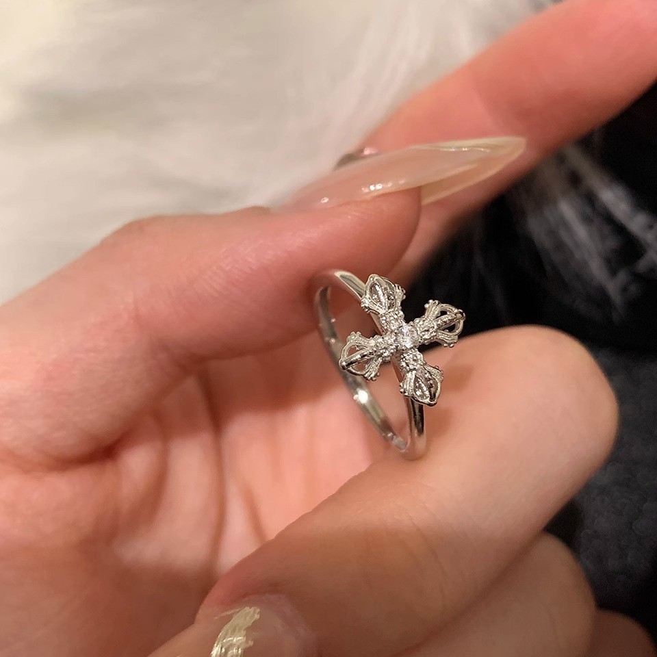 新款简约小众设计碎银子珍珠戒指女时尚百搭感可调节指环批发
