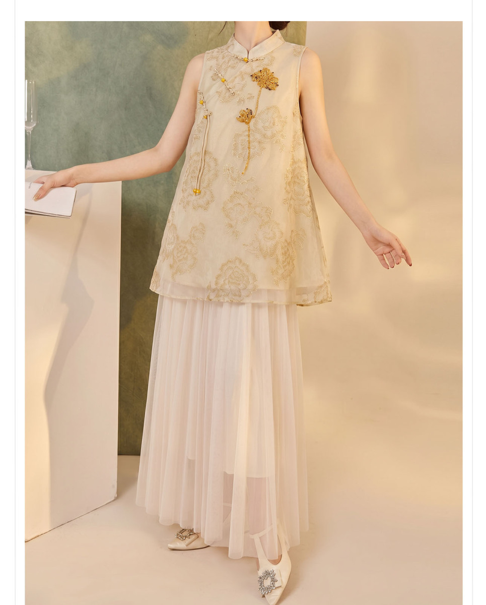 Đầm yếm nữ dáng suông cổ đứng họa tiết hoa vải jacquard — Màu vàng gừng