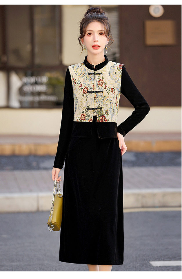 Đầm Trung Niên Dáng Dài Tay Dài Kèm Áo Gile Gấm Thêu Họa Tiết Phong Cách Retro Màu Đen chi tiết 16