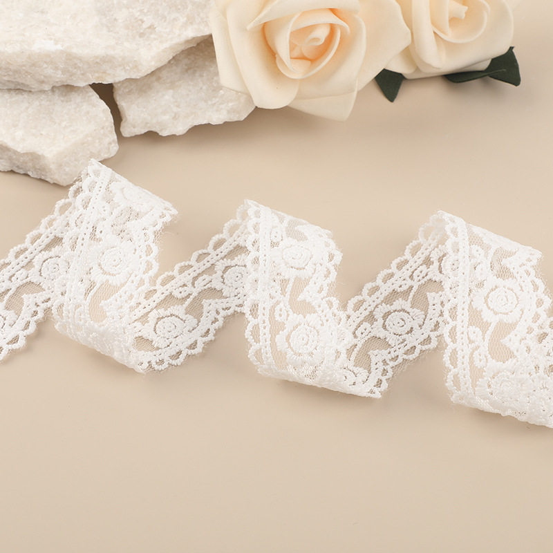 Popular Water-soluble Embroider Lace, Polyester Mesh Embroider Lace, Water-soluble Lace Accessories for Cuffs and Necklines in Stock