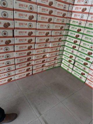 Wang Daren's Pecan Nuts Are Easy to Peel