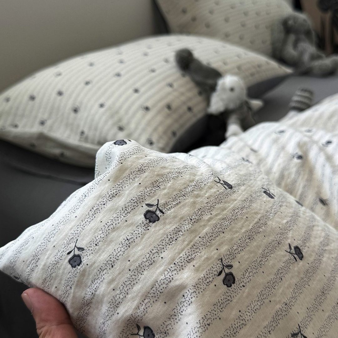 Washed Cotton Bed Four-Piece Fitted Sheet Set, Light Luxury Style Double-Layer Gauze Quilt Cover, Soft Bedroom Dormitory Bed Bed Sheets Three-Piece Set