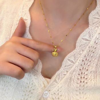 Tiktok Trending Peace Fruit Necklace for Women, Fashionable and Unique Fruit Pendant, Solid Clavicle Chain, Light Luxury Elegant Chain