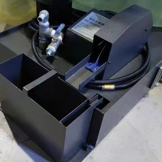 Machine Tool Disc Oil-Water Separator Oil Scraper Floating Oil Machine Machining Center 400 Type Industrial Oil-Water Separator