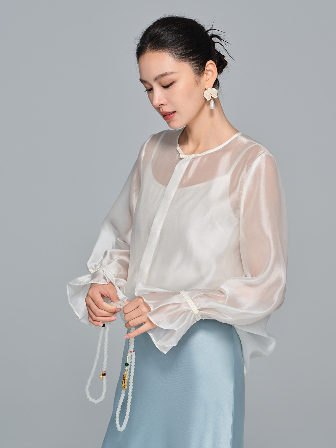 [Zhihetao]New Chinese Style Light National Style Soft Gauze Round Neck Long Sleeve Women's 2025 Autumn High-End Versatile Top