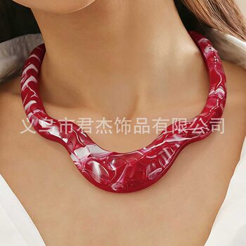 Cross-Border European and American Popular Moon Resin Two-Color Gradient Smudged Necklace Handmade Women's Collar Personalized Design Collar