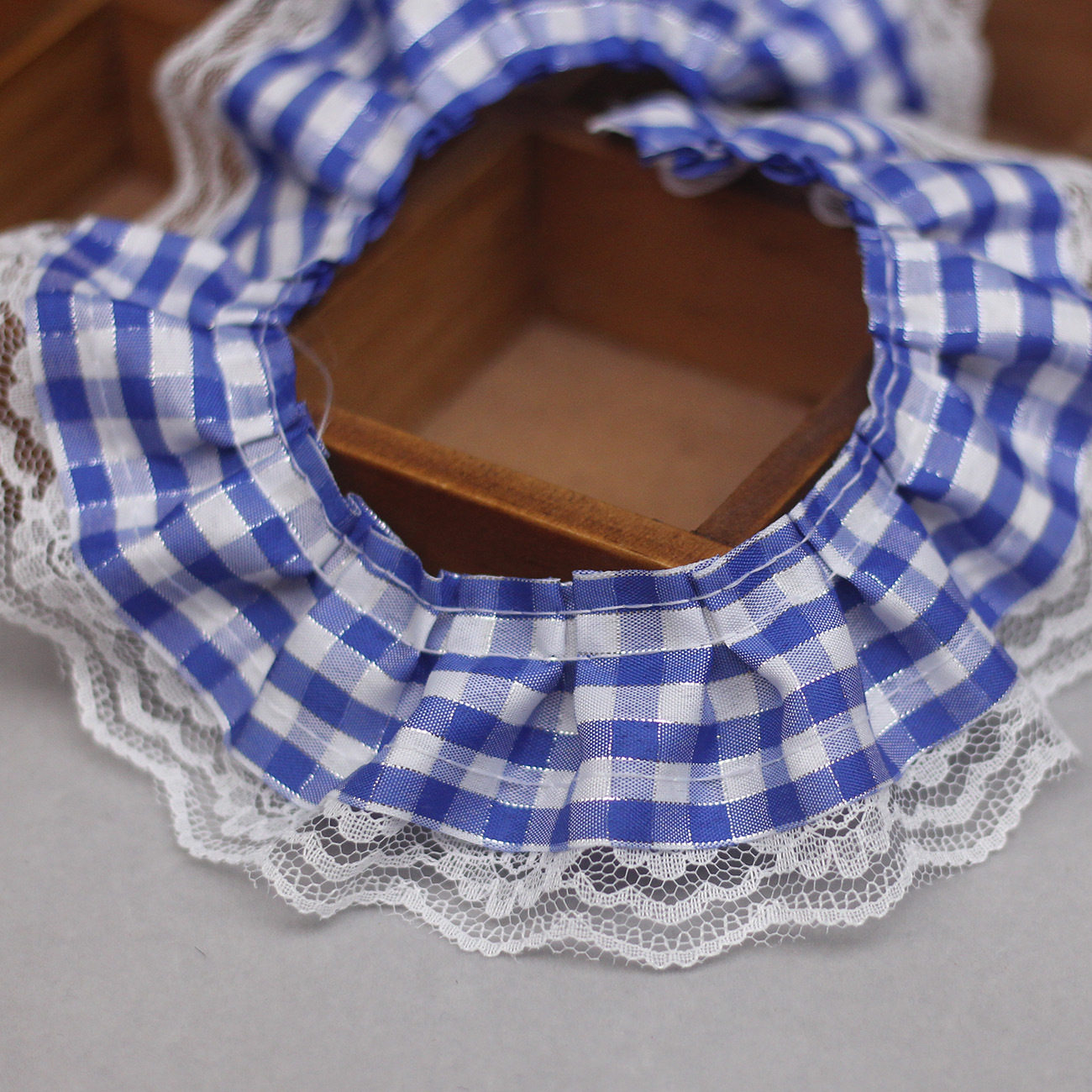 Spot 5.5cm Plaid lace pet supplies toy skirt home textile process discount lace