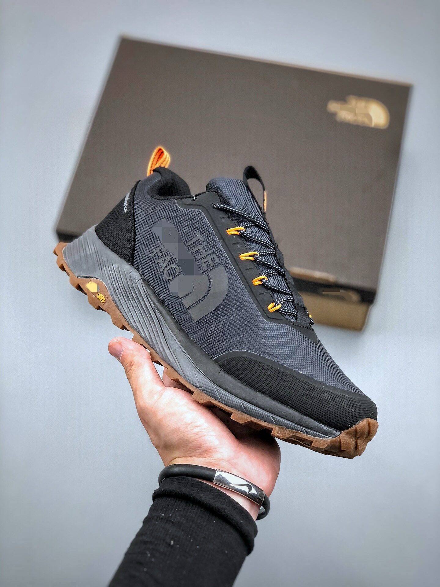 Northern Bread Men's hiking shoes sports Sneakers