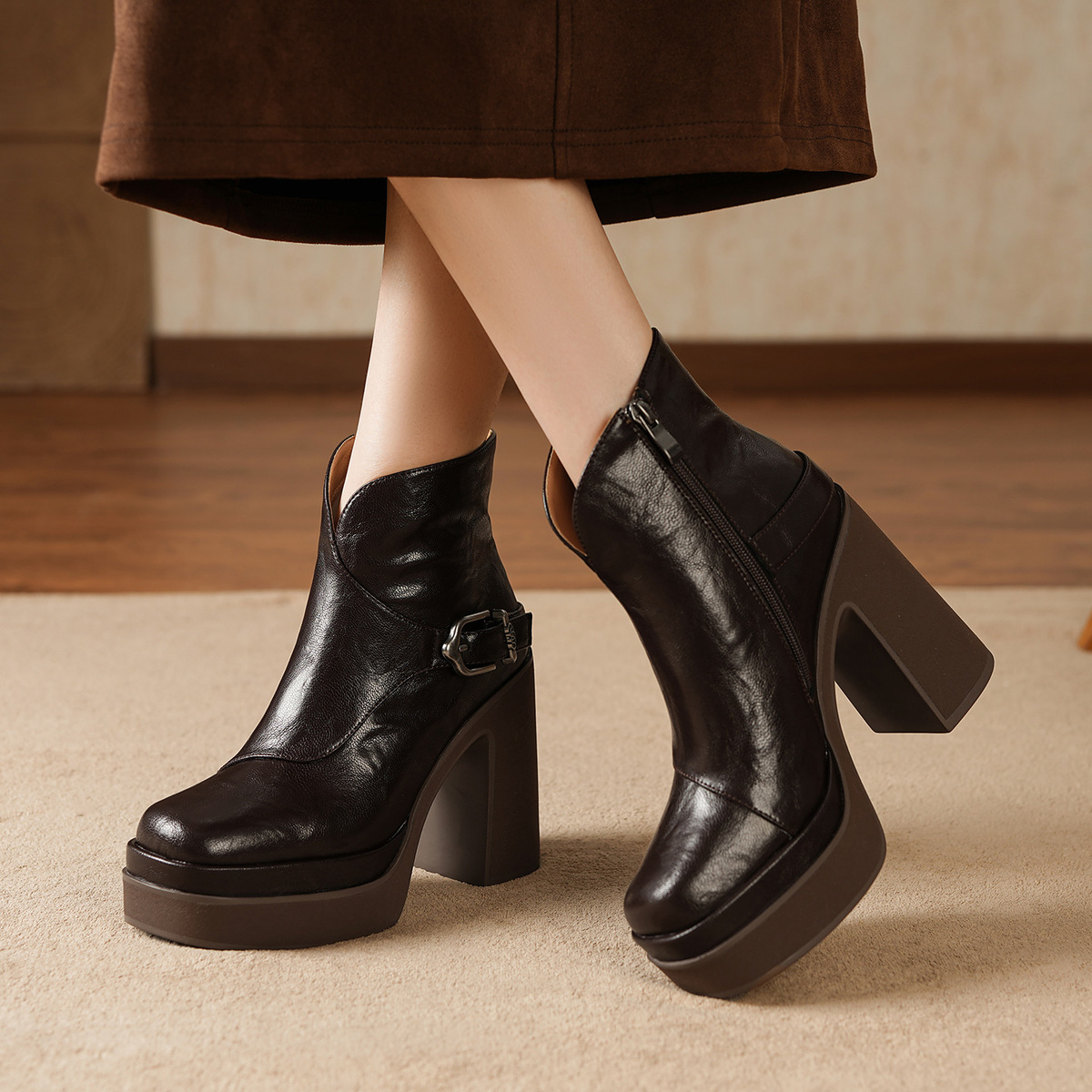 Boot nữ gót cao 12cm da bò cổ ngắn khóa kéo bên hông — màu đen, Màu nâu
